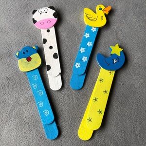 Set of 4 ~ Wooden Bookmarks ~ Duck Dog Cow Moon ~ Brand New!